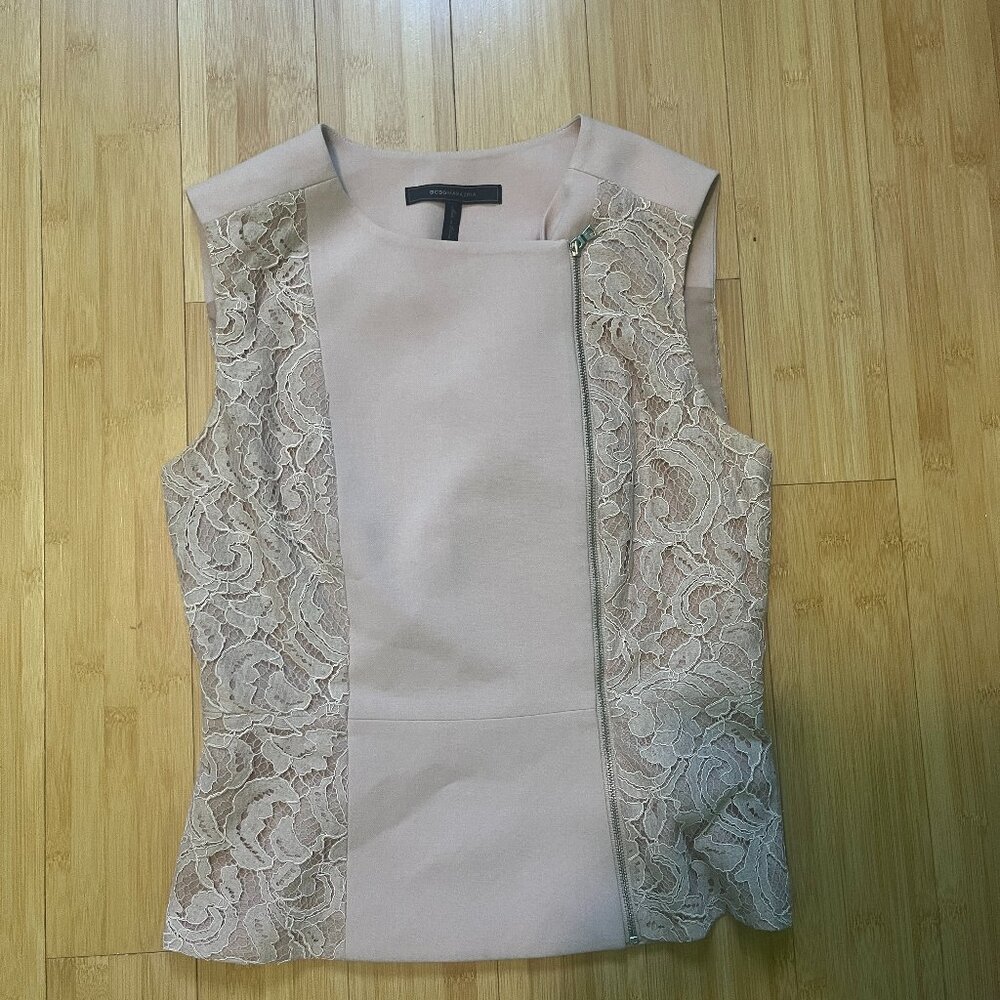 BCBG MaxAzria light pink vest w lace